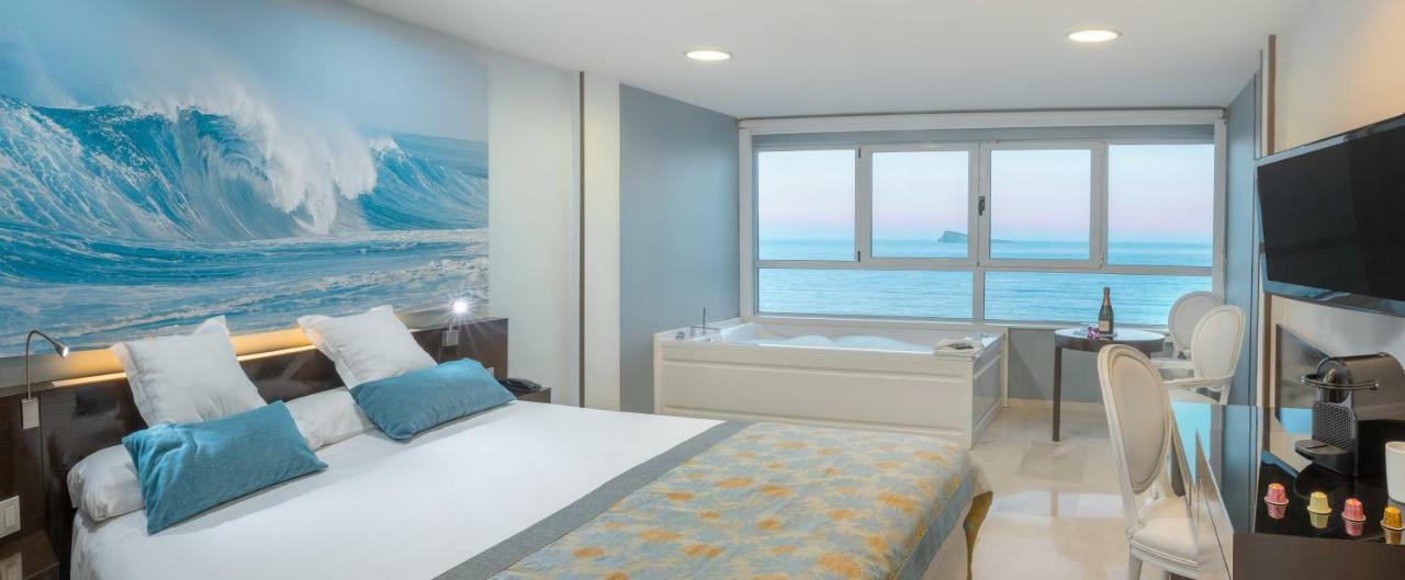 Double or Twin Room Spa Bath Sea View
